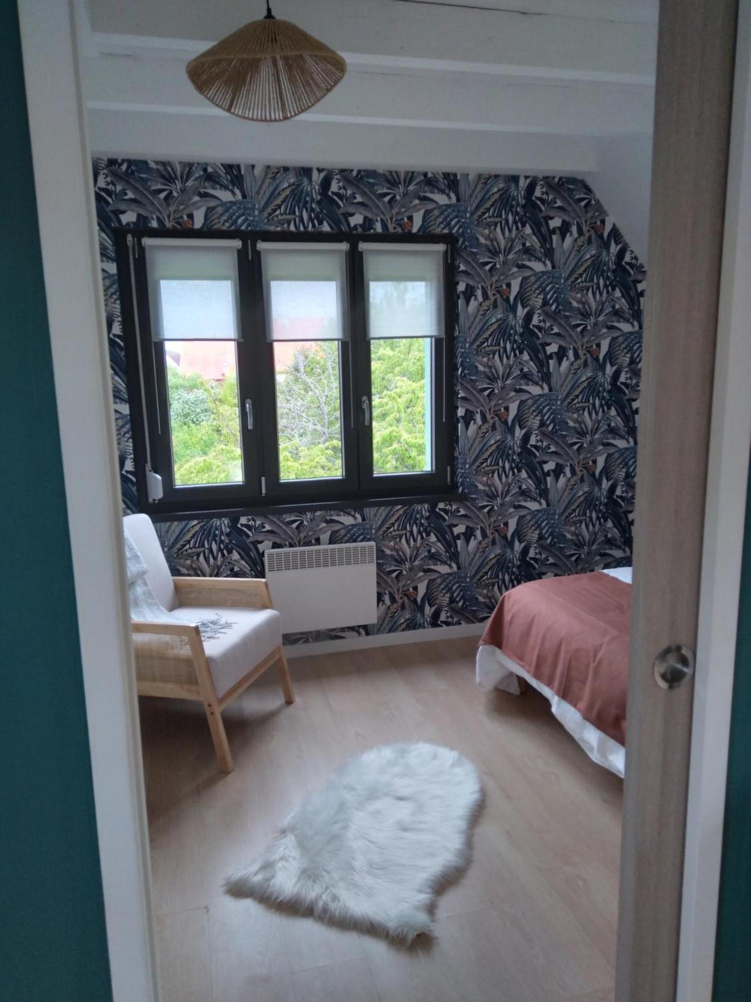 Le Repos Du Facteur Apartment รีควีร์ ภายนอก รูปภาพ